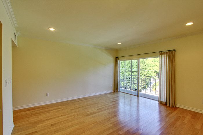 Gallery Photo 12